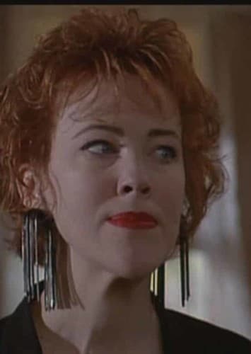 Catherine O' Hara