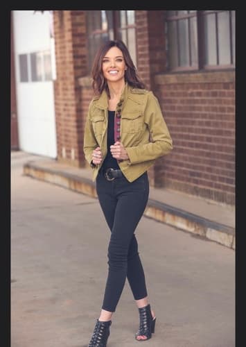 Change The Picture Please