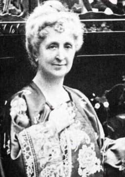 Clara Miller