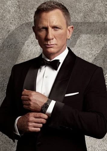 Daniel Craig