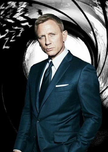 Daniel Craig