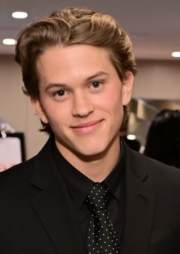 Deacon Reese Phillippe