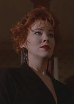 Delia Deetz
