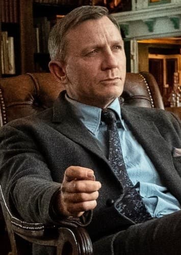 Detective Benoit Blanc