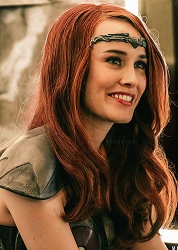 Dominique McElligott