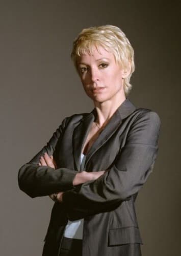 Dr. Elizabeth Renfro