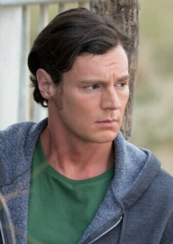 Dr. Travis Shaw (Turkish Remake)