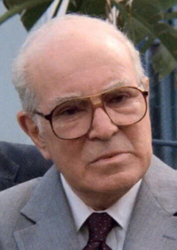 Dwayne Robinson (Stephen Elliott)