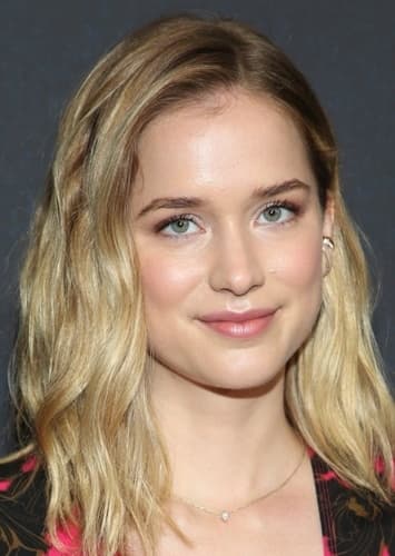 Elizabeth Lail