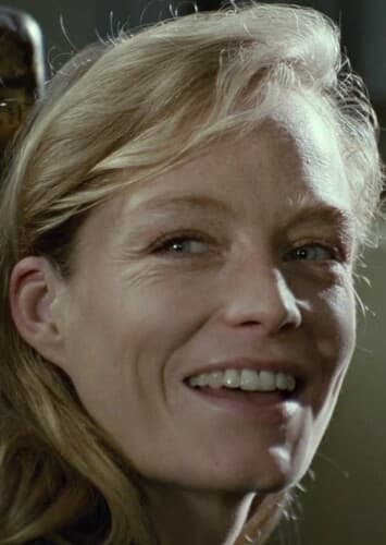 Elizabeth "Lizzy" Calvert