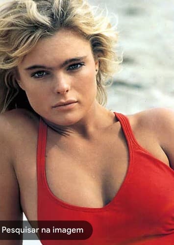 Erika Eleniak
