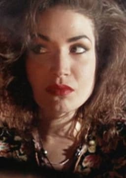 Esmarelda Villalobos