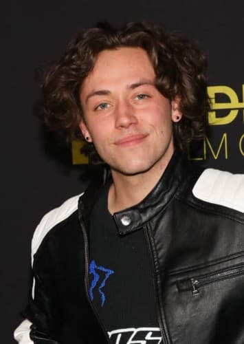Ethan Cutkosky