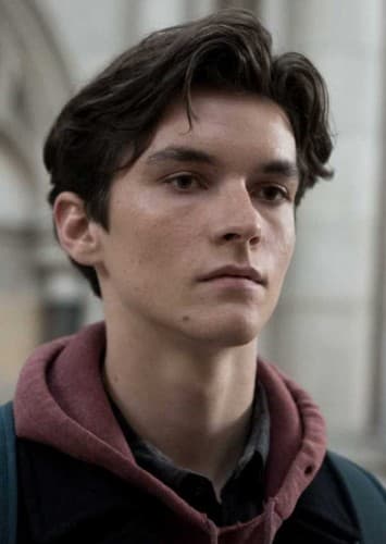 Fionn Whitehead