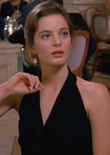 Gabrielle Anwar