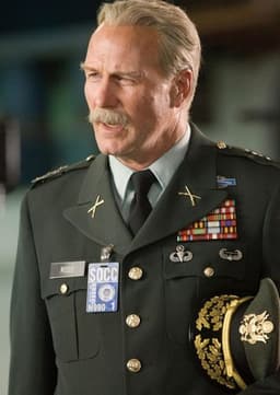 General Thaddeus Ross