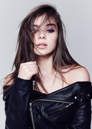 Hailee Steinfeld