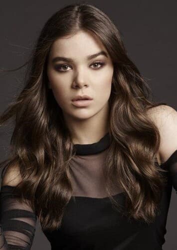 Hailee Steinfeld