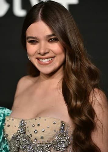 Hailee Steinfeld