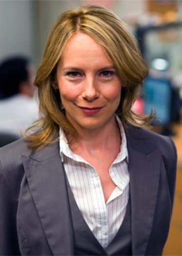 Holly Flax