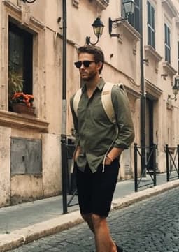 Howard (Present Day)