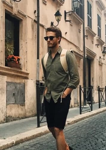 Howard (Present Day)