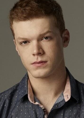 Ian Gallagher  ( Isabel Gallagher)