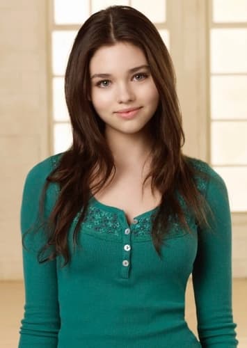 India Eisley
