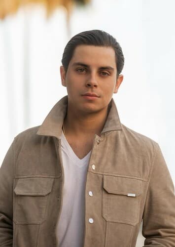 Jake T. Austin