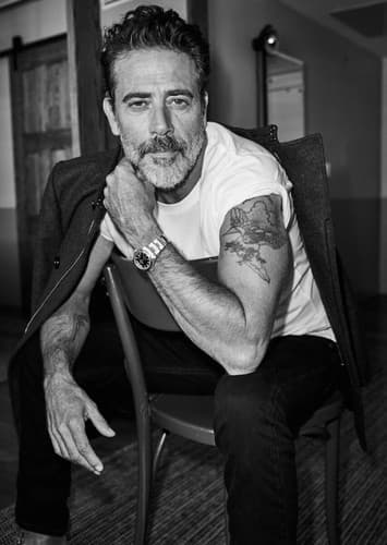 Jeffrey Dean Morgan
