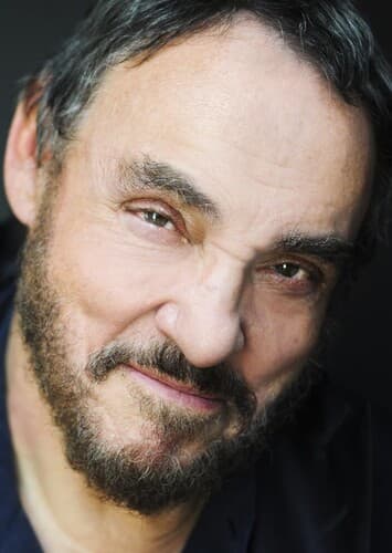 John Rhys-Davies