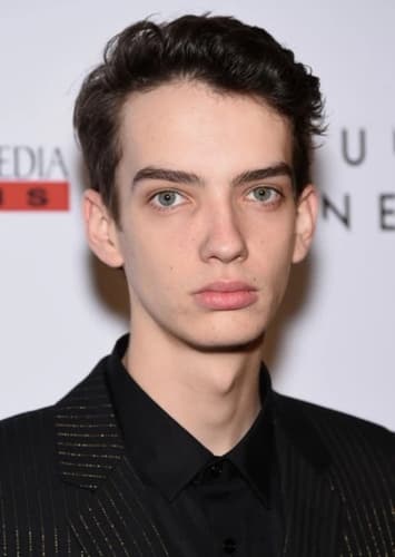 Kodi Smit-McPhee
