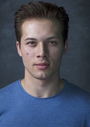 Leo Howard