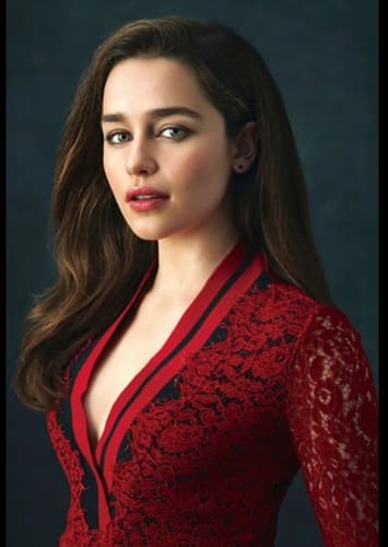 Libby Grambs - Emilia Clarke
