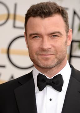 Liev schreiber