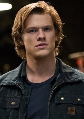 Lucas Till