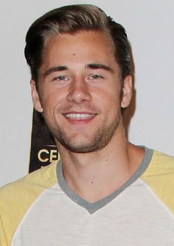 Luke Benward