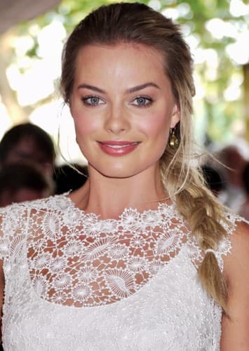 Margot Robbie