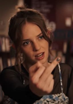 Maya Hawke