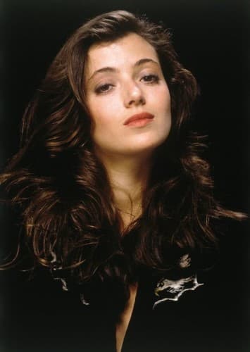 Mia Sara