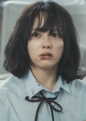 Moon Dong-eun (young)