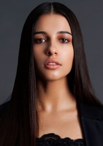 Naomi Scott