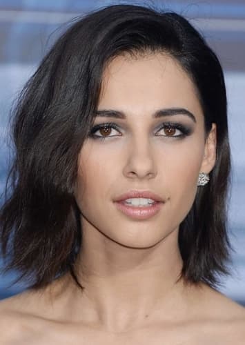 Naomi Scott
