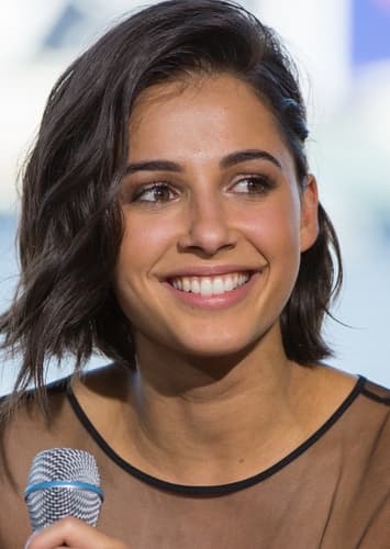Naomi Scott