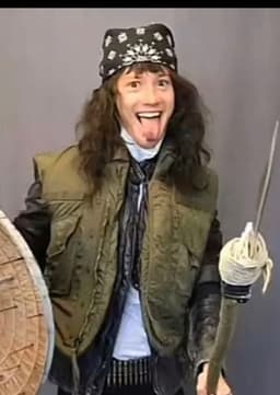 Nash Hawthorne - Joseph Quinn