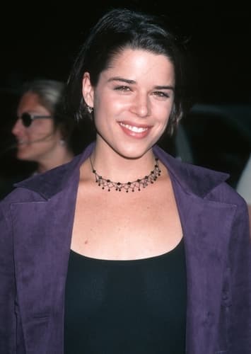Neve Campbell