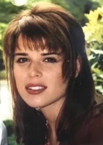 Neve Campbell