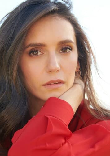 Nina Dobrev