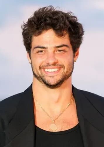 Noah Centineo