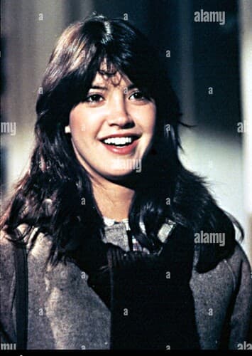 Phoebe Cates